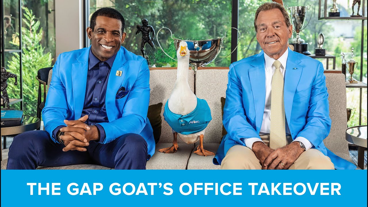aflac commercial cast: Get to know them!